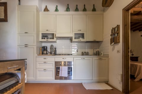 House | Private kitchen | Full-size fridge, microwave, oven, stovetop