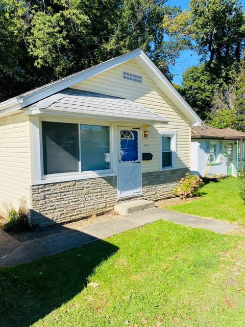 ae18e48d-0e16-4756-813c-9323b9040577