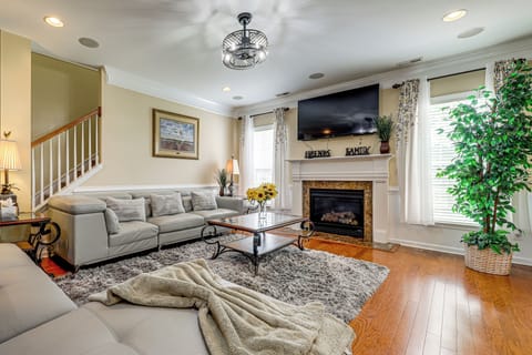 Summerville Vacation Rental | 4BR | 3BA | 3,600 Sq Ft | Stairs Required