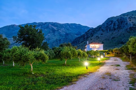 Villa | Property grounds