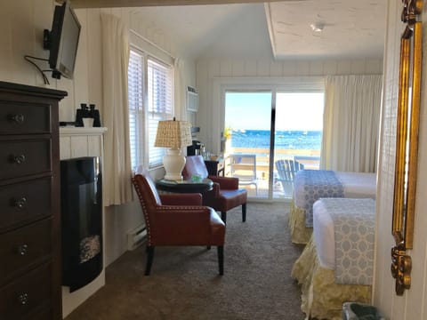 Room, Balcony, Beach View | Interior