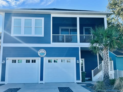 Guest entrance and parking (1)