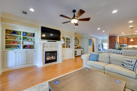 Eatonton Vacation Rental | 3BR | 3.5BA | 2,820 Sq Ft | Stairs Required