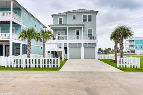 Galveston Vacation Rental | 2,034 Sq Ft | 5BR | 3BA | Stairs Required