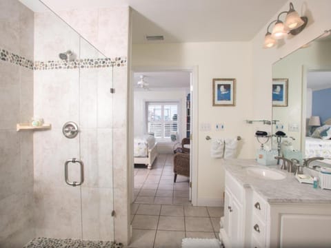 Porch with Ocean View, 1 Queen Bed, Shower | Bathroom | Free toiletries, hair dryer, bathrobes, towels