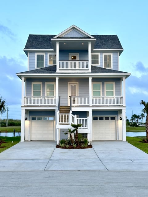 New, bayside beauty!