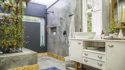 Luxury Room | Bathroom | Separate tub and shower, deep soaking tub, towels, soap