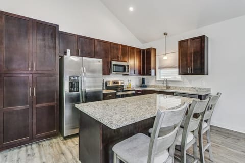 Coastal Cozy - Kitchen
