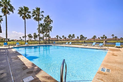 Laguna Vista Vacation Rental | 3BR | 2BA | 1,561 Sq Ft | Small Step for Entry
