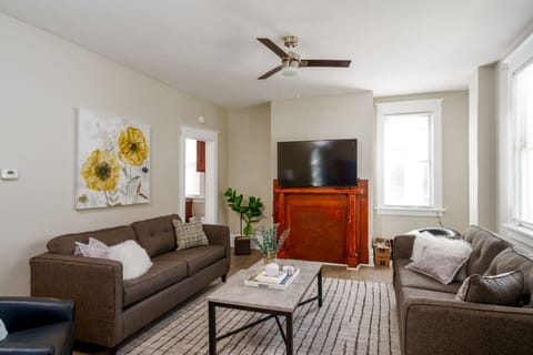 Beautiful living room perfect for guests to gather in. 
