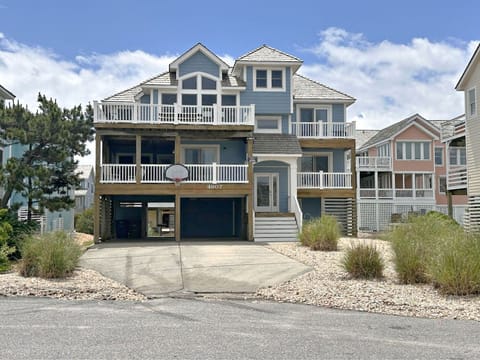 SV26: Seven Sisters 26 | Front Exterior