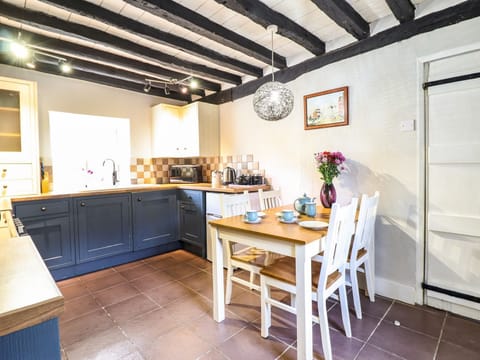 Fridge, dishwasher, electric kettle, toaster