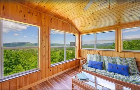 Cabin, Multiple Bedrooms | Interior detail