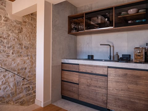 Deluxe Villa | Private kitchen | Espresso maker, electric kettle