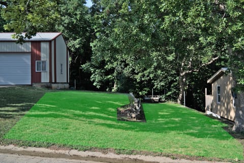 Additional parking here!!