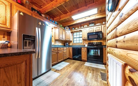 Fully equipped Kitchen. 