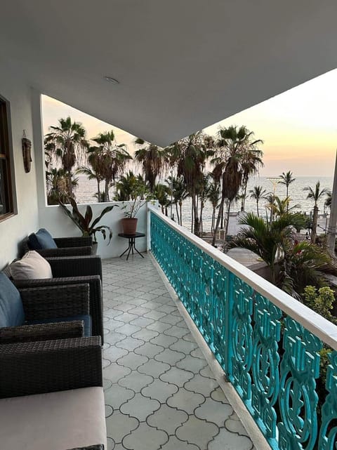 Balcony with deep seating and amazing ocean views.