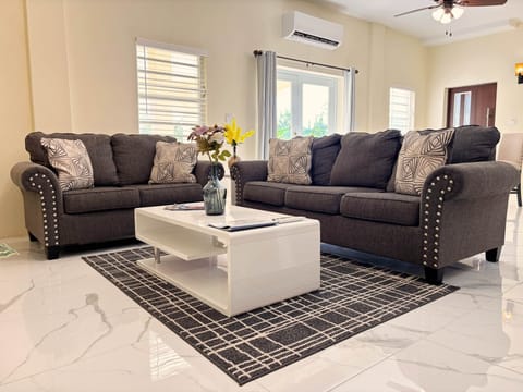 Living room 1