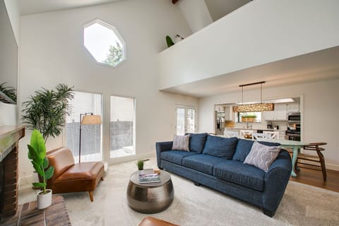 Condo, Multiple Beds, Patio, Garden View (Irene - #2405) | Living area