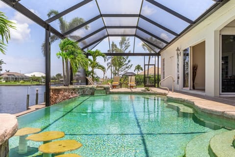 Vacation rental with swim bar Cape Coral Florida