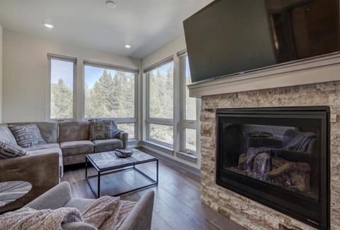 Condo (Clearwater Lofts - 3 Bedroom Luxury C) | Exterior