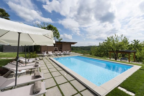 Seasonal outdoor pool, pool umbrellas, sun loungers