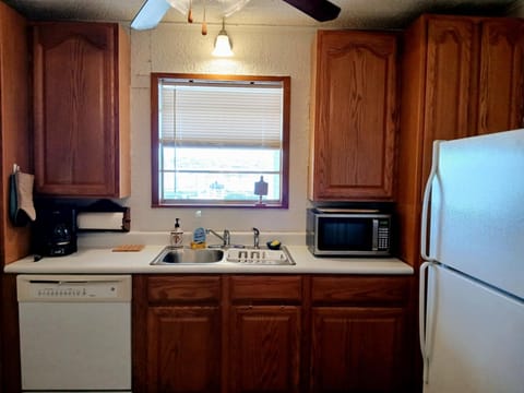 kitchen, fully equipped