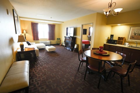 Romantic Suite, Jetted Tub | Living area | Smart TV