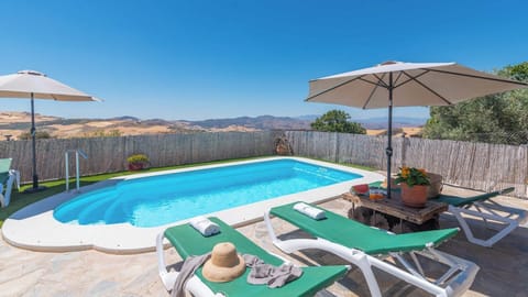 Casa Pulirio Antequera - La Higuera by Ruralidays