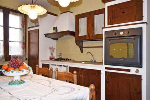 The kitchen with dining area