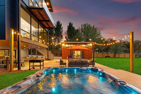 House, Multiple Beds (Blue Haven w/Game Room, Hot Tub & Opt) | Terrace/patio