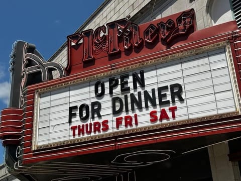 Mcflier’s theater (1)