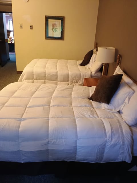 Comfort Double Room, 2 Queen Beds, Non Smoking | Desk, laptop workspace, blackout drapes, iron/ironing board