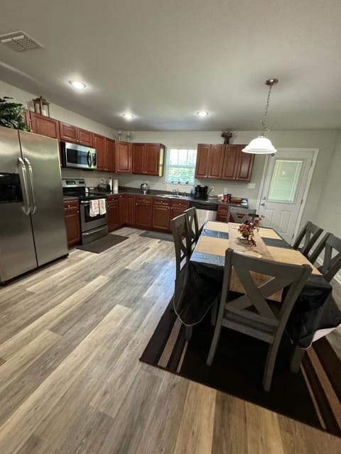 new dinning table and kitchen area