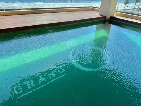 piscina del complejo