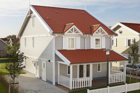 Holiday Home Exterior [summer]