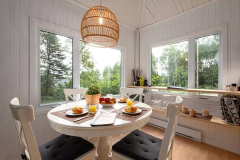 Kitchen and dining area