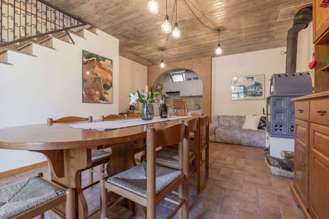 Furniture, Table, Property, Cabinetry, Wood, Interior Design, Floor, Flooring, Drawer, Chest Of Drawers