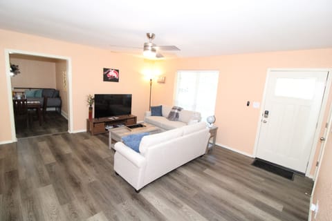Living room with 2 couches and smart TV
