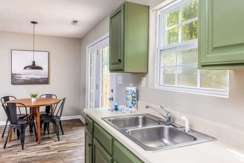 Dine & unwind with a fully functional kitchen setup.