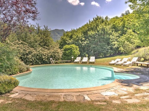 Holiday Home Swimming Pool