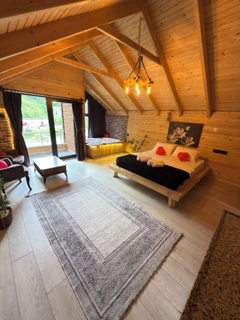 Luxury Suite | Living area