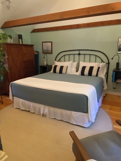 Summer Bed Dressing