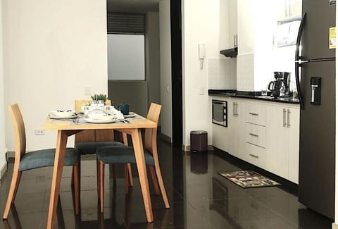 Dining Room & Kitchen 
