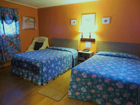 Standard Room, 2 Double Beds, Non Smoking | Desk, iron/ironing board, free WiFi