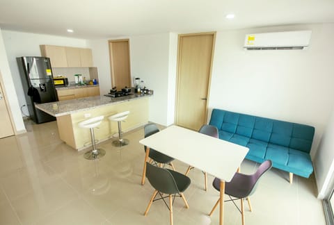 Monthly Apartment for Rent Laguna de Cabrero near Castle San Felipe de Barajas.