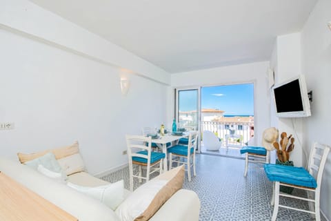 Living and dining room