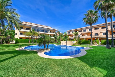 Communal swimming pool