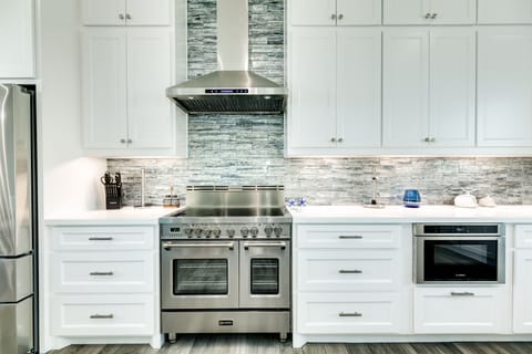 The family chef will love preparing homecooked meals in the perfectly equipped kitchen