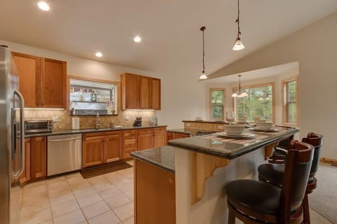 'the house was sparkling clean, the kitchen and patio was my favorite part' - Review Marcella